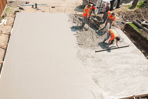 Best Best Concrete Contractor  in Lovelock, NV